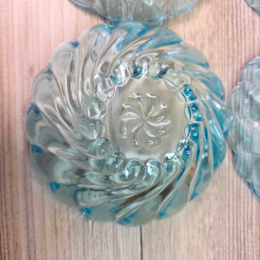 Vintage Hazel Atlas Capri Aqua Blue Swirl 5" Berry Dessert Bowls Set of 6 - Picture 4 of 6